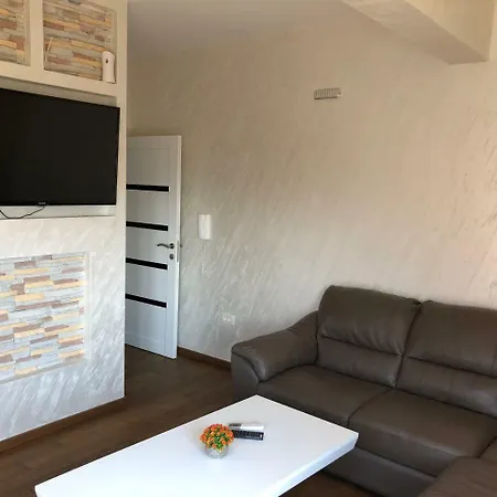 Super Lux City Kvart * Подгориця